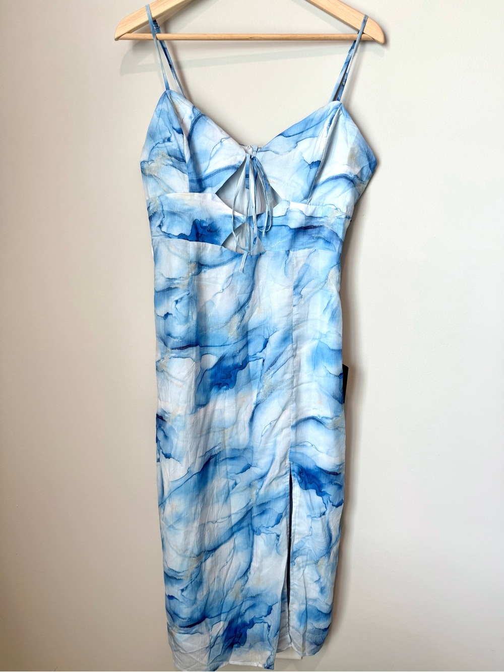 NWT Lulus Chicly Femme Light Blue Abstract Tie-Front Sleeveless Midi Dress - Picture 2 of 5